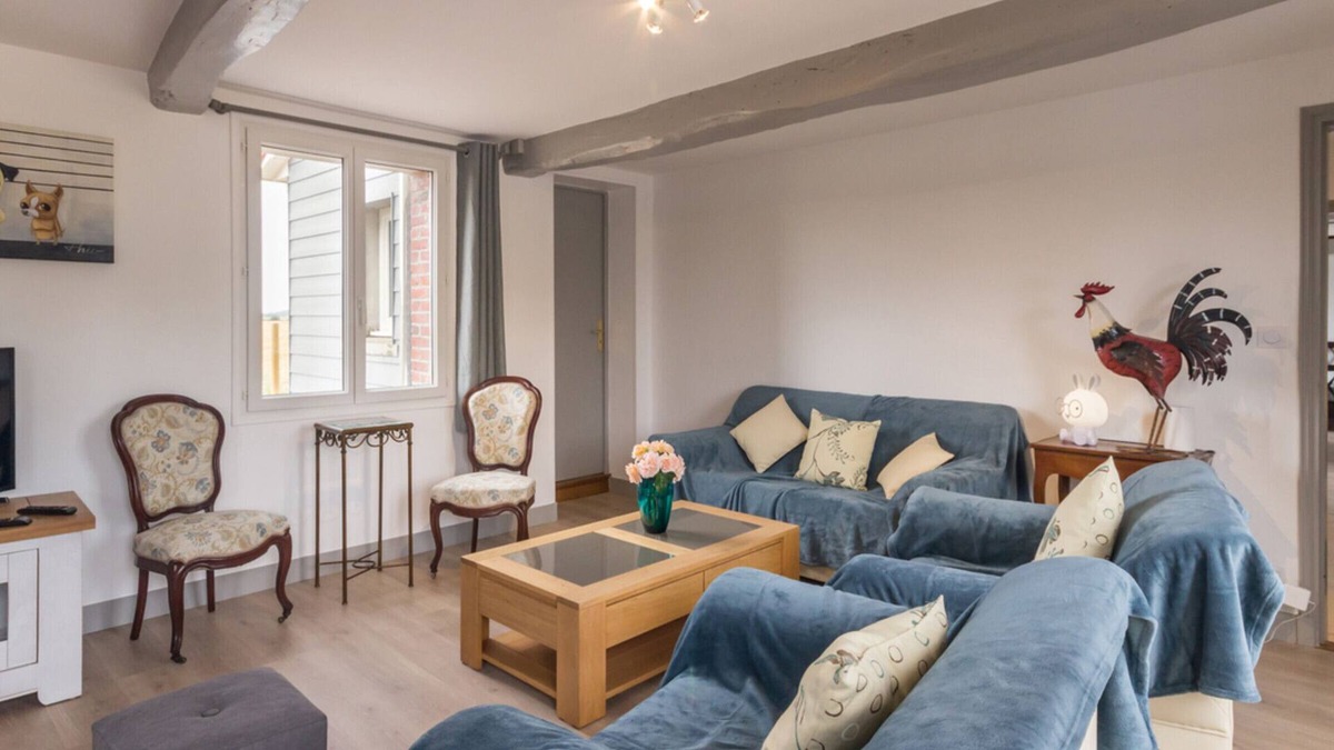 Foucarmont House | Gite Foucarmont, 4 bedrooms, 10 persons