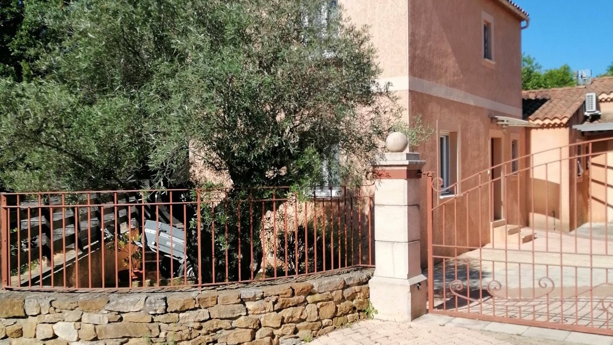 Saint-Christol-de-Rodieres Villa | Gîte des oliviers. Between the Ardèche gorges and the Ceze valley.