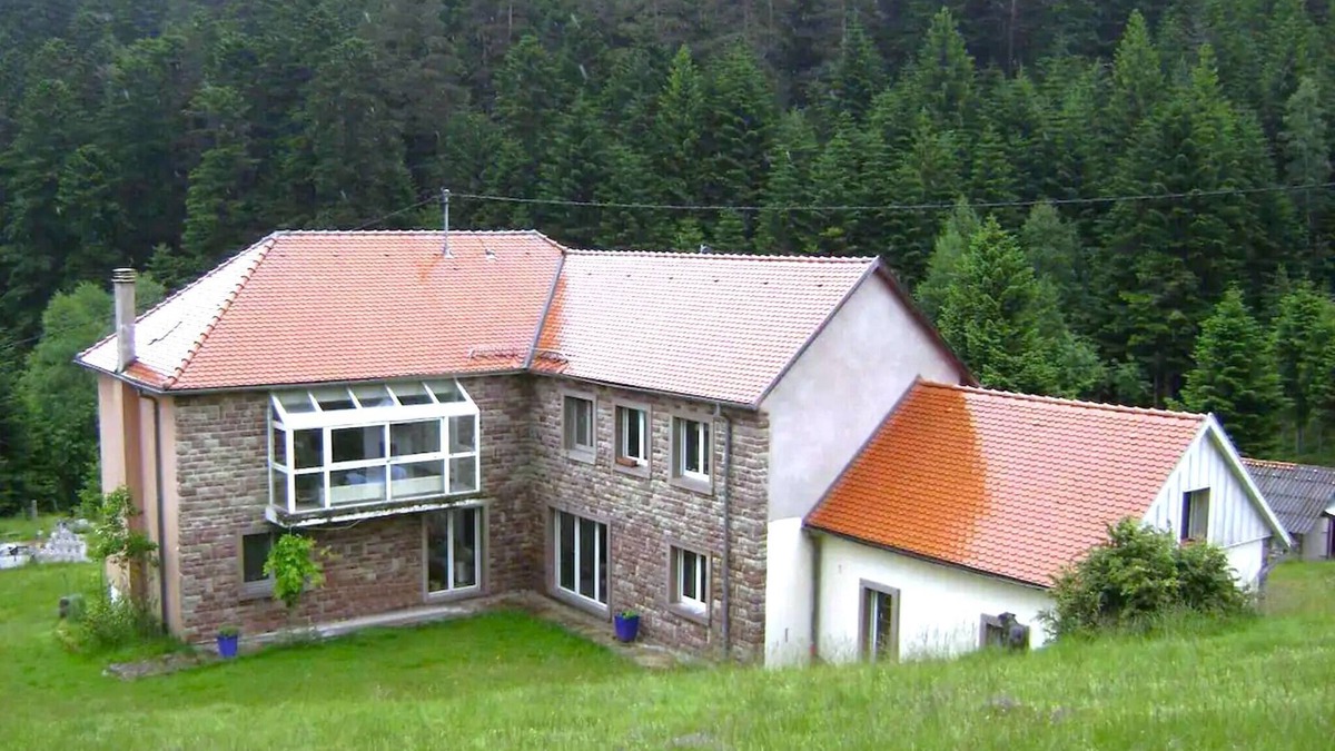 Wangenbourg-Engenthal Cottage | Gîte Gretel on the edge of a stream