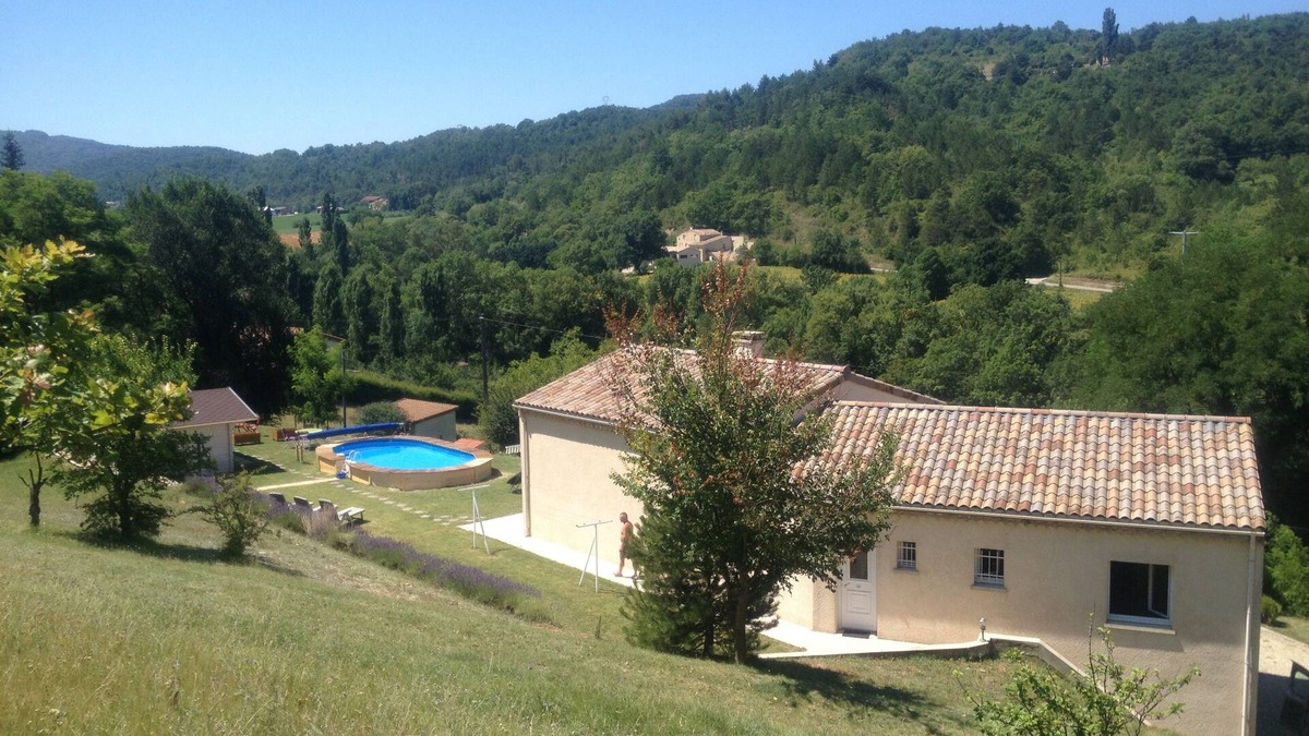 Aouste-sur-Sye House | Gîte/HOLIDAY HOUSE with or without small CHALETS