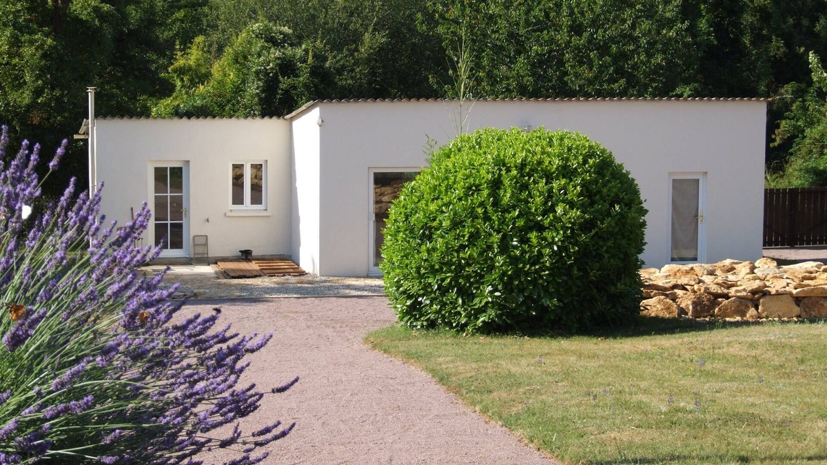 Cravans House | GITE IN LOVELY GROUNDS WITH SWIMMING POOL