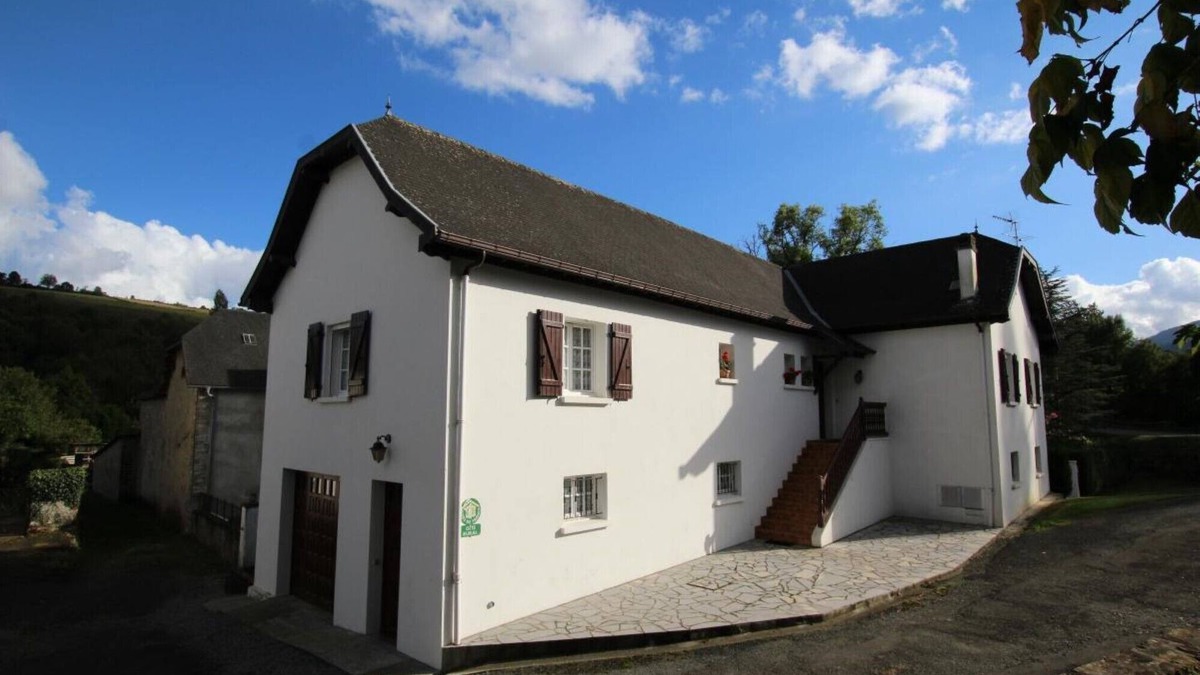 Ordiarp House | Gîte in the Basque Country near the mountain at Ordiarp