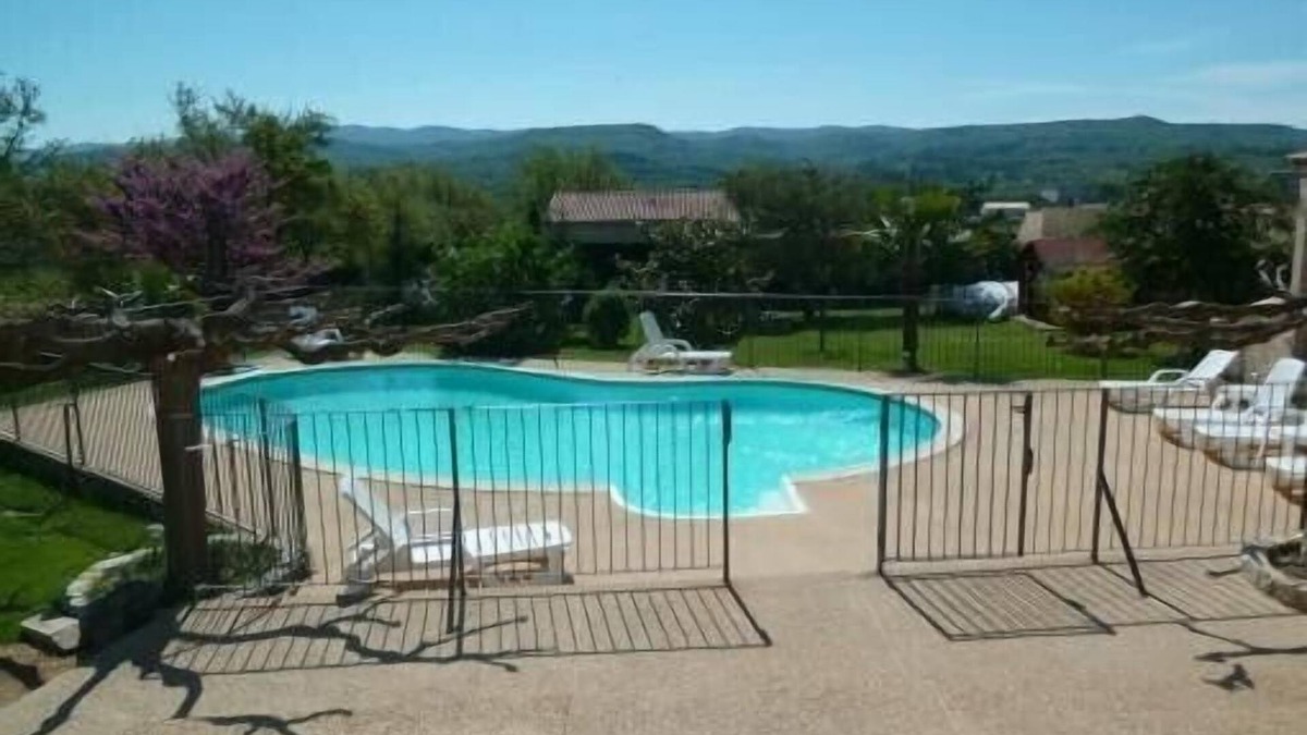 Gargas House | GITE in the heart of the LUBERON nature park swimming pool