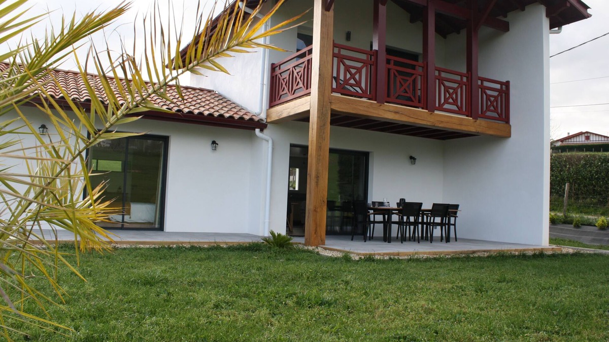 Irouleguy House | Gîte IZAR 4*, home in the heart of the Basque Country