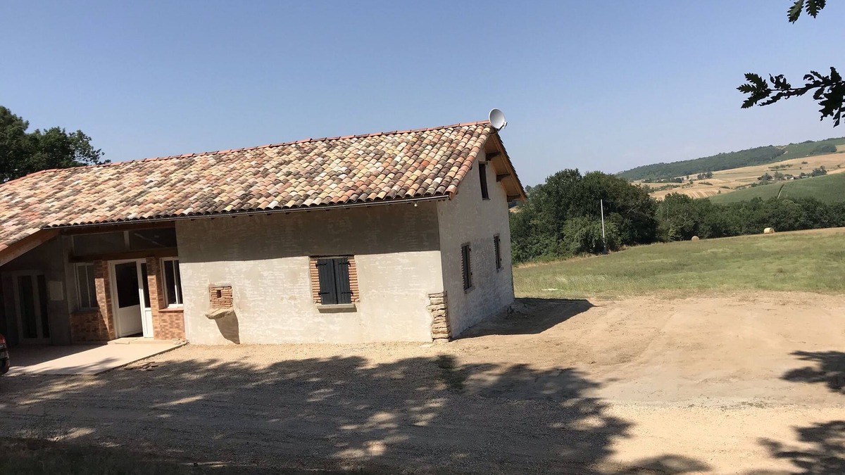 Puygaillard-de-Quercy House | GITE LAUCADEL A CAMPAIGN AIR