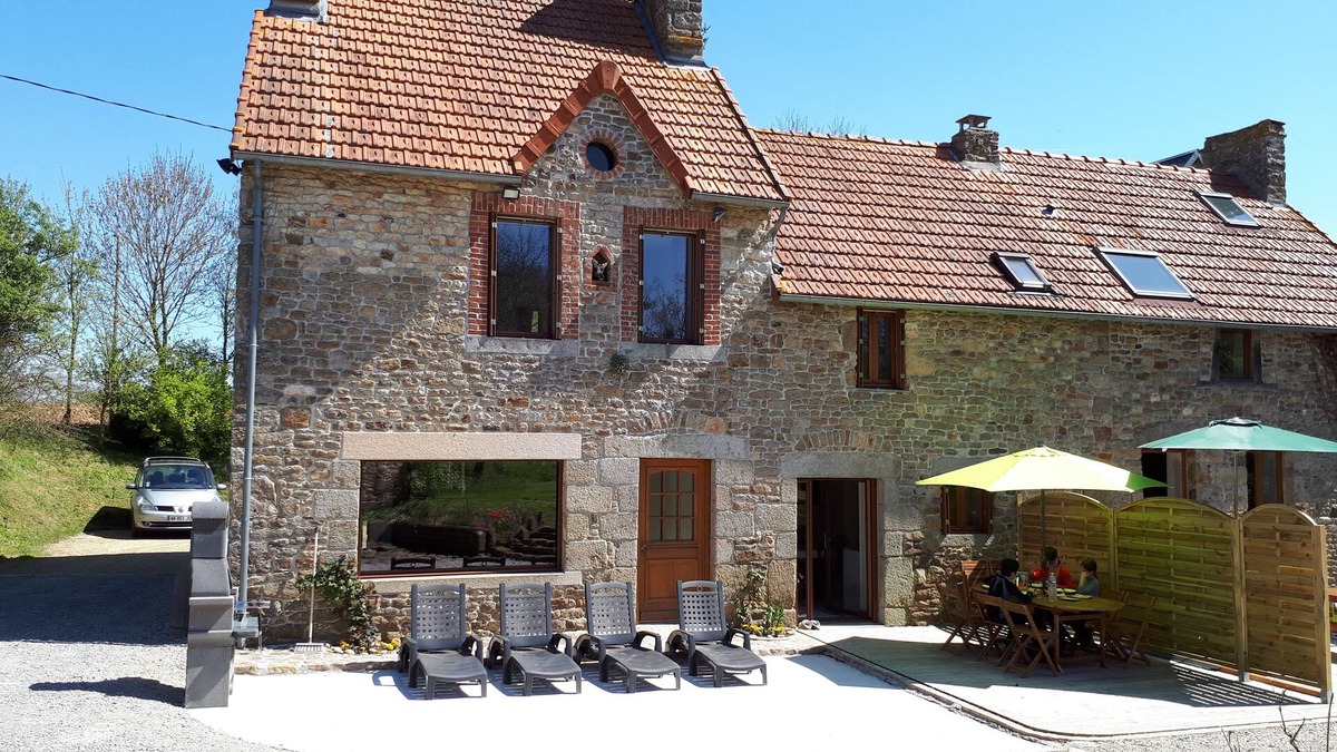 Sartilly-Baie-Bocage Cottage | Gite "Le Bocage" - sleeps 6 - rated 2 stars