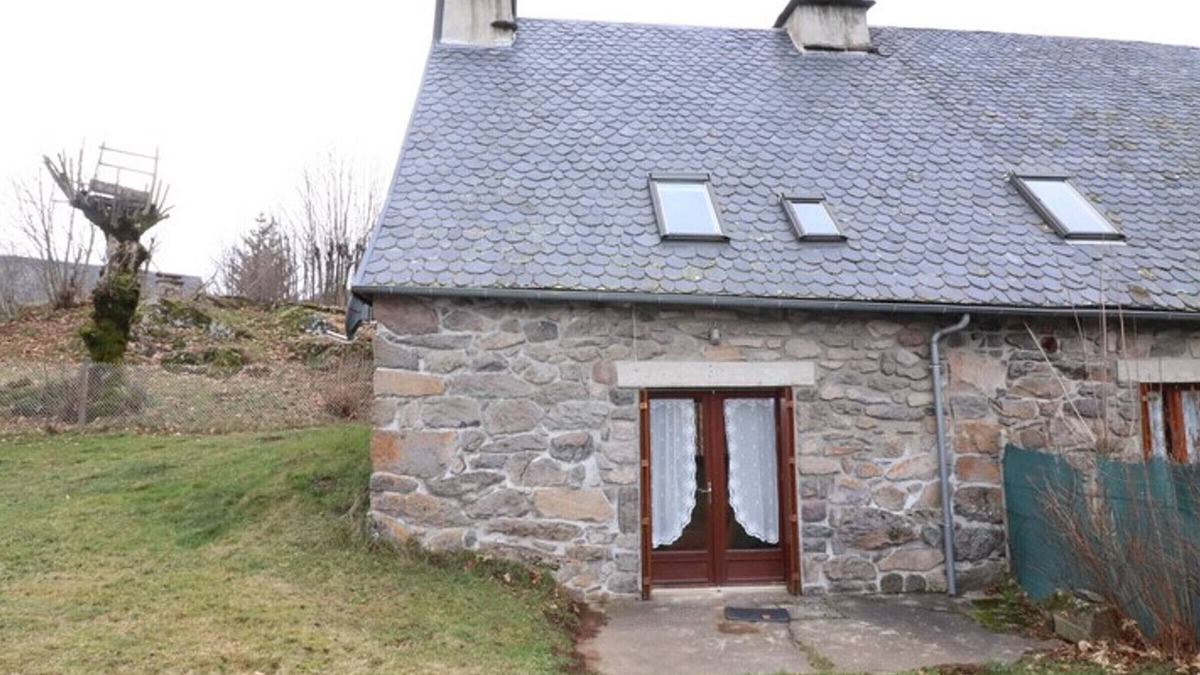 Le Claux Cottage | Gite Le Claux, 2 bedrooms, 4 persons