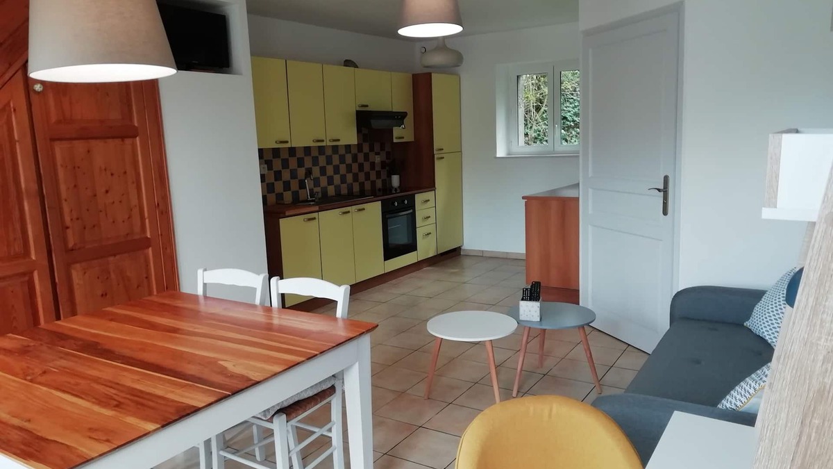 Saint-Vaast-sur-Seulles House | Gîte Le Moulin - In the heart of our Normandy countryside