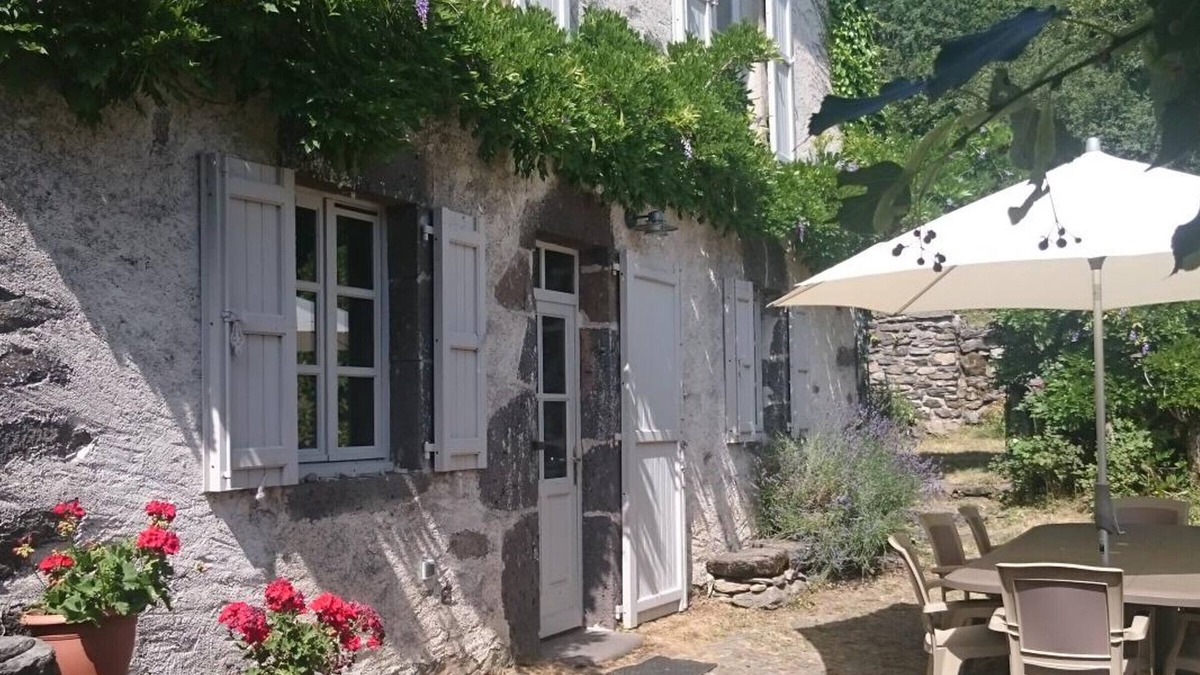 Le Monteil Cottage | Gite Le Monteil, 4 bedrooms, 8 persons
