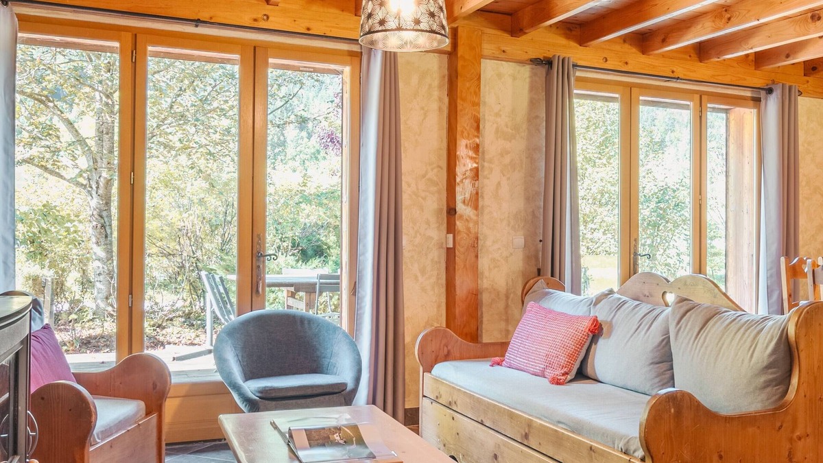 La Compote Ski Chalet | Gite Le Moulin Lanchette 8 persons Massif des Bauges with SPA and Sauna