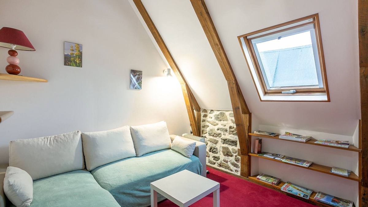 Tremouille House | Gite Les Marmottes - Two Bedroom House, Sleeps 5