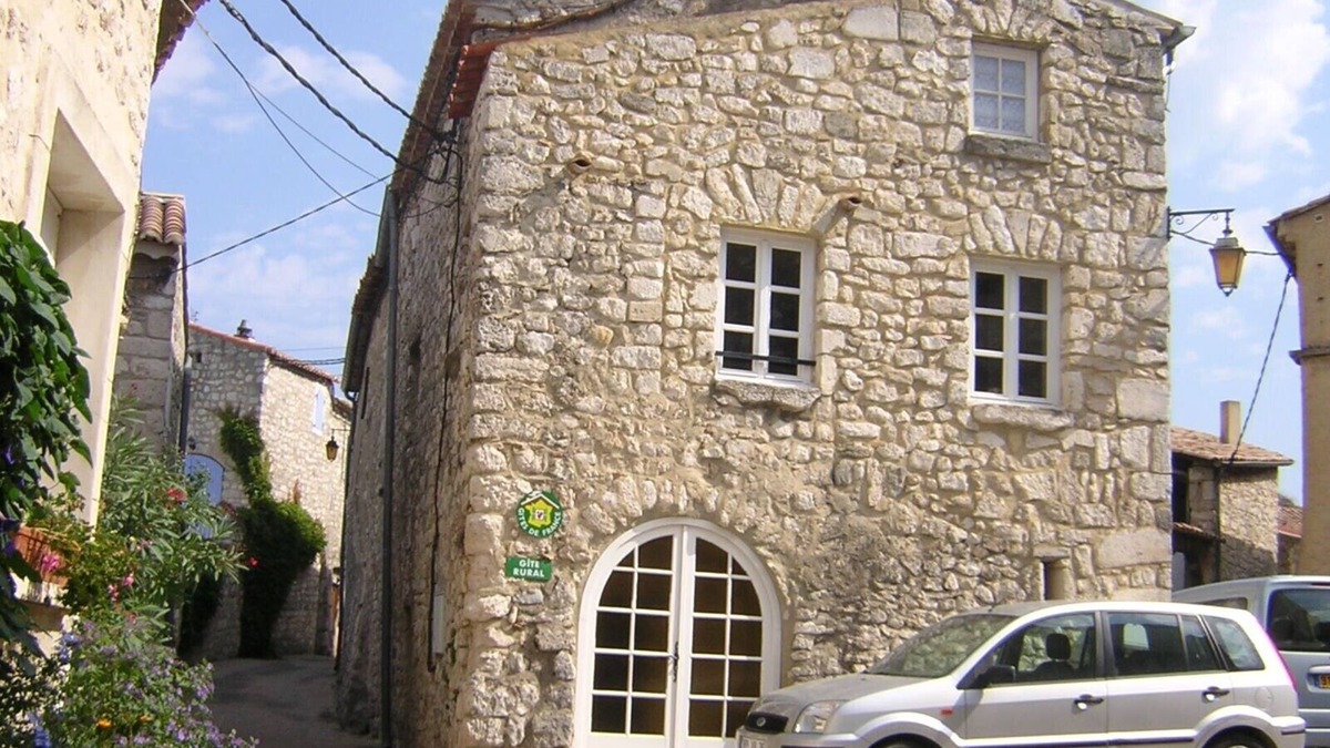 La Garde-Adhemar House | Gite Les Remparts in La Garde Adhémar (Drôme Provençale)