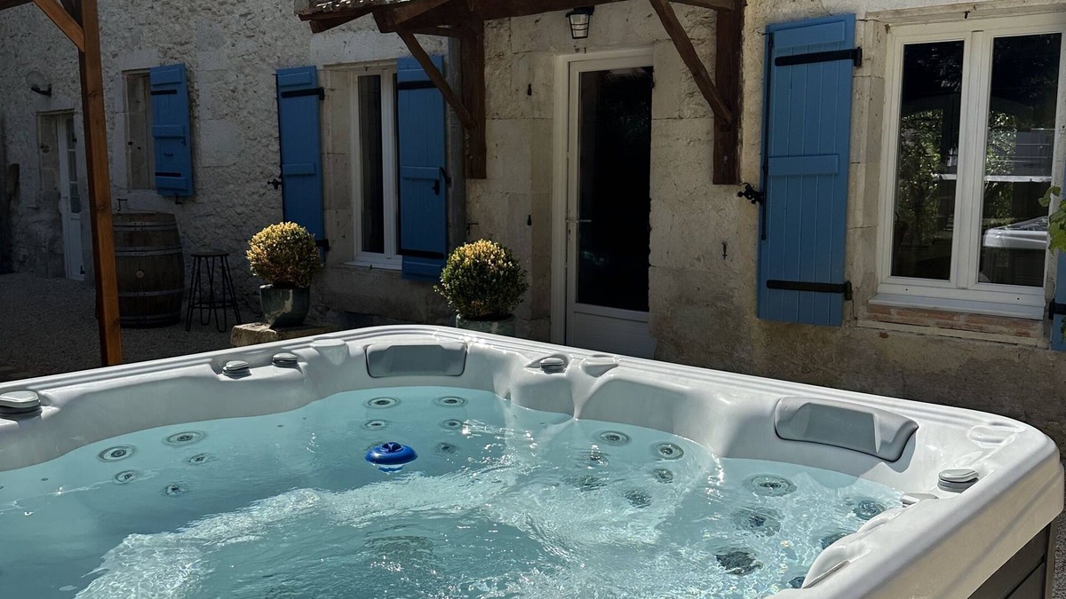 Astaffort House | Gite Loasis Hiver