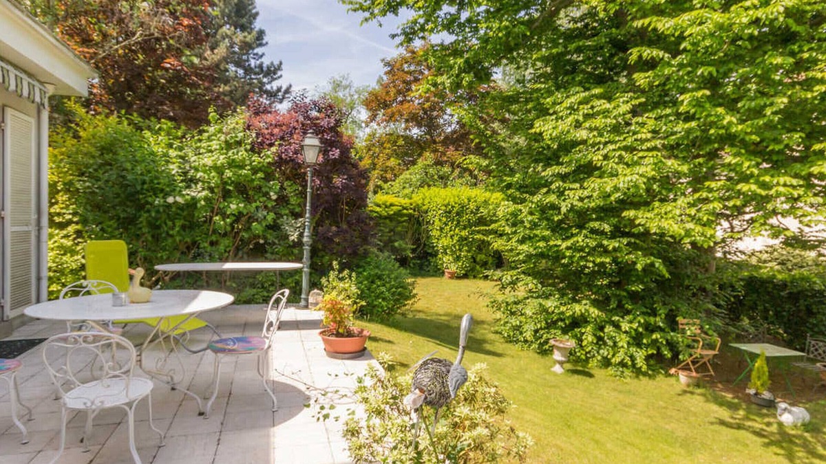 Marly-le-Roi Cottage | Gite Marly-le-Roi, 4 bedrooms, 5 persons