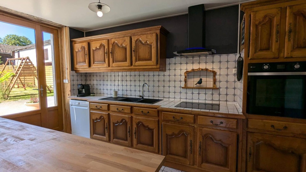 Marsac Cottage | Gite Marsac, 6 bedrooms, 14 persons