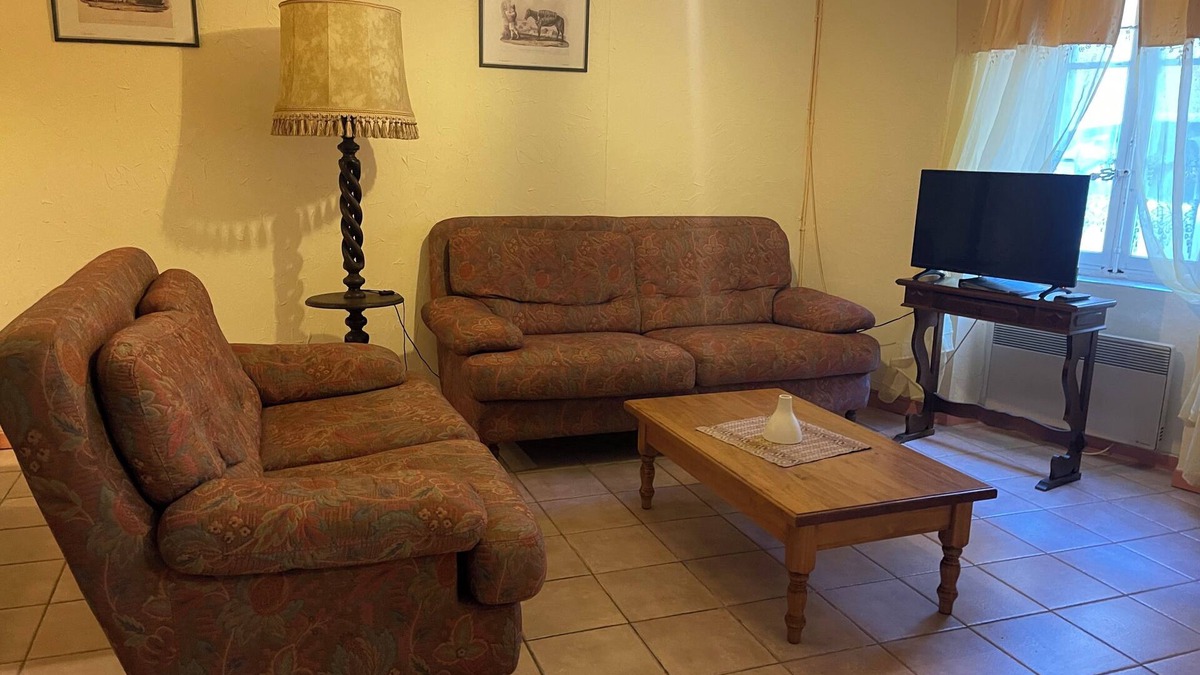 Moux Apartment | Gite "Montagne d'ALARIC A
