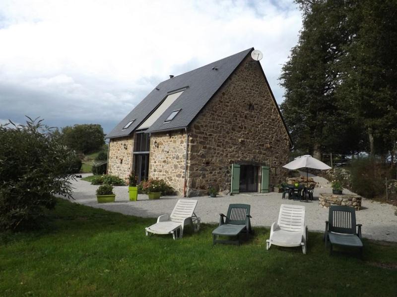 Vebret House | GITE MONTPLAISIR