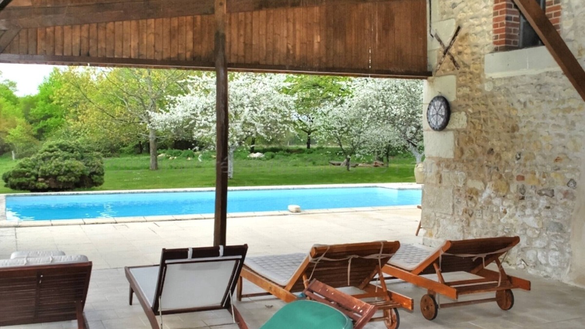 Les Bucherons Cottage | Gite Orbigny, 3 bedrooms, 8 persons