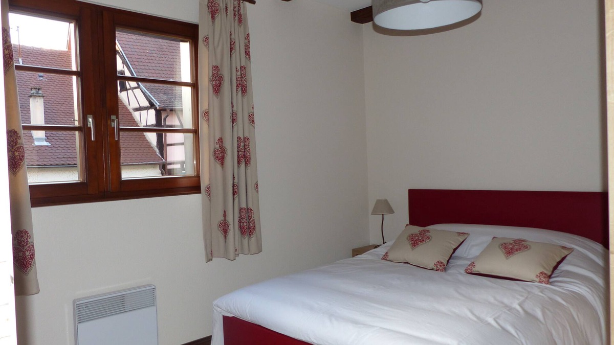 Eguisheim Apartment | Gite Pfersigberg 4/5 people in the heart of the village of Eguisheim