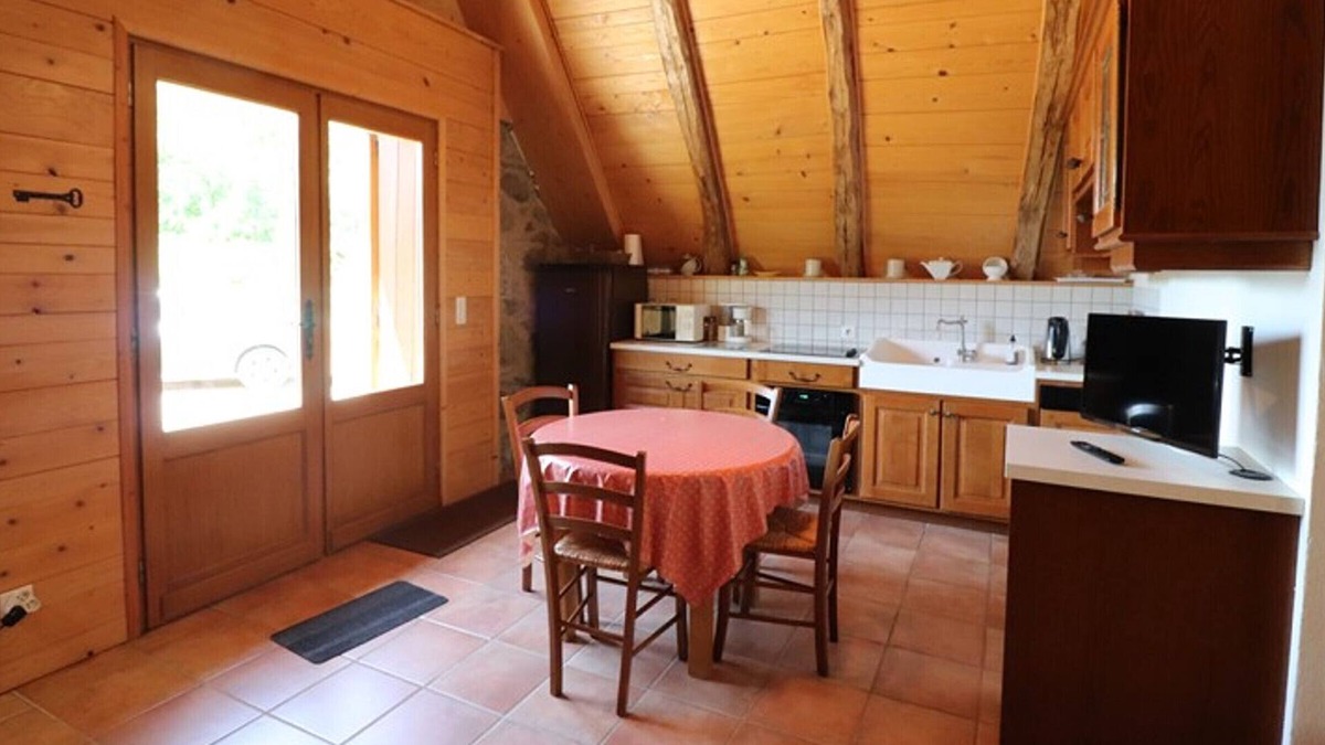 Saint-Paul-de-Salers Cottage | Gite Saint-Paul-de-Salers, 2 bedrooms, 4 persons