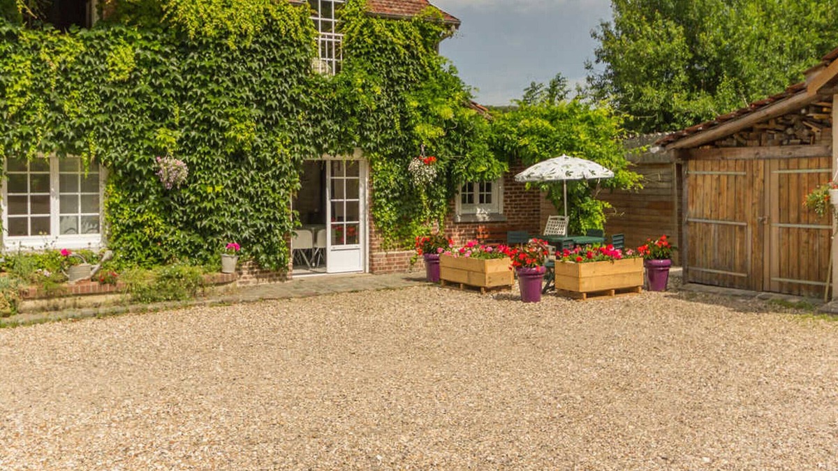 Saint-Saens House | Gite Saint-Saëns, 2 bedrooms, 4 persons