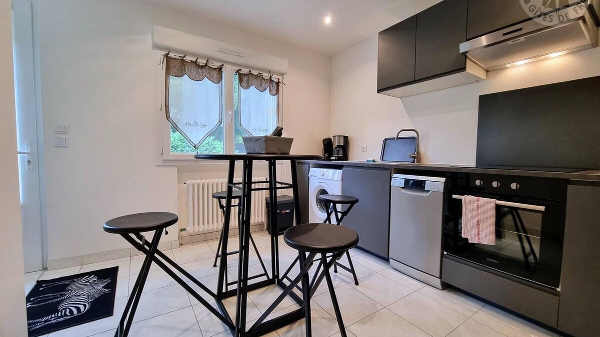 Vigny Cottage | Gite Vigny, 2 bedrooms, 5 persons