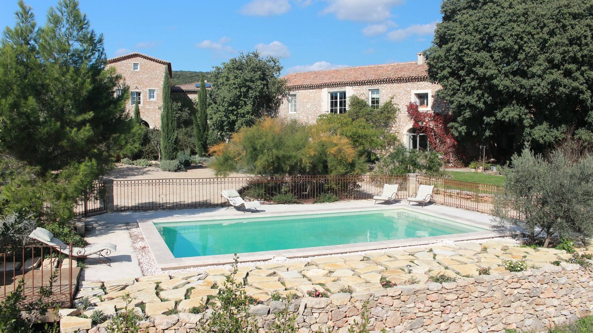 Argelliers House | Gite with a high standard of comfort between the garrigue and the provence
