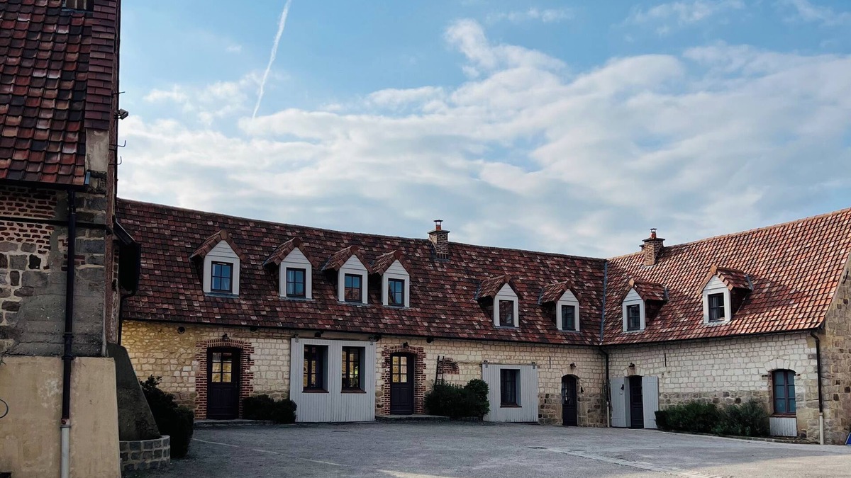 Tingry House | Gîte with covered swimming pool on the Opal Coast