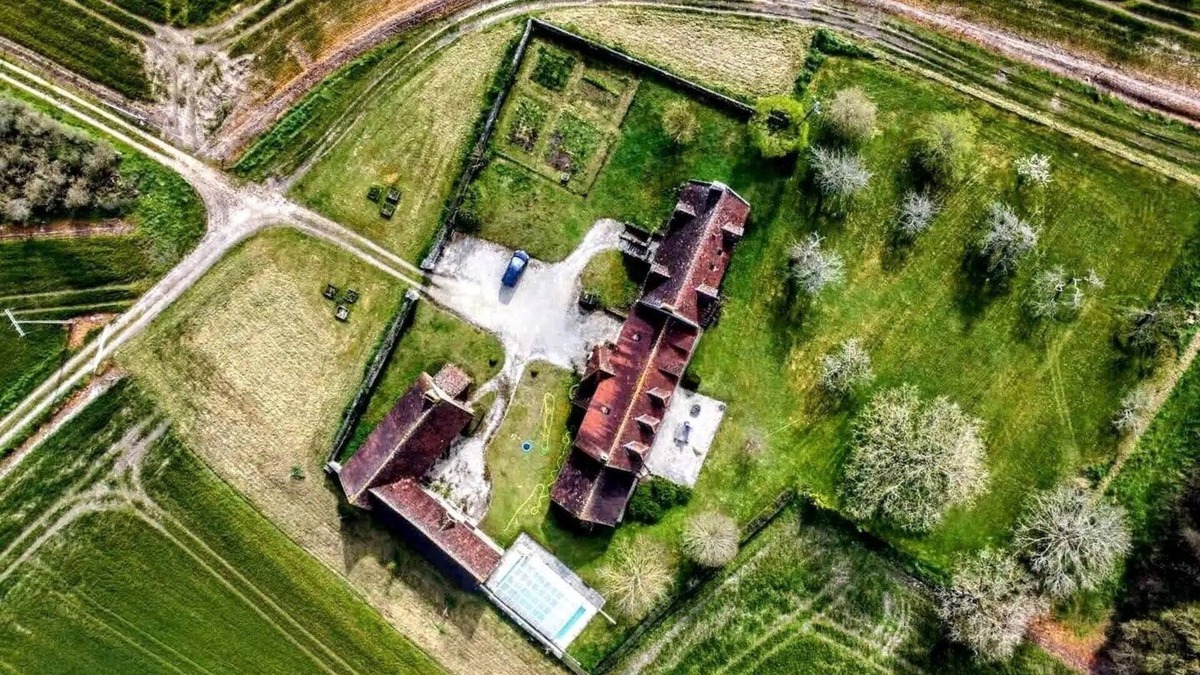 Chanceaux-pres-Loches House | Gite with jacuzzi, sauna, heated swimming pool and pool table