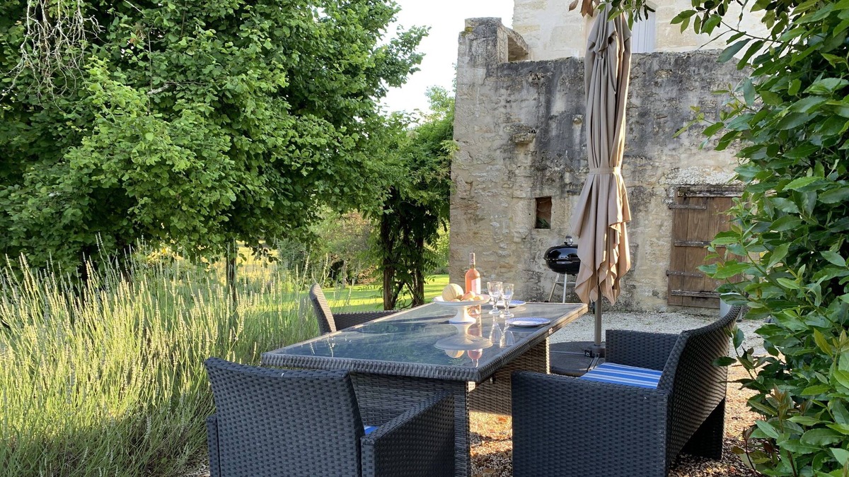 Benest Cottage | Gite With Private Garden And Lovely Views In Tranquil Setting