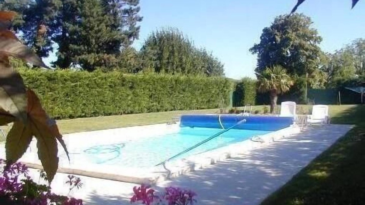 Savigne Cottage | Gite with private pool in savigné