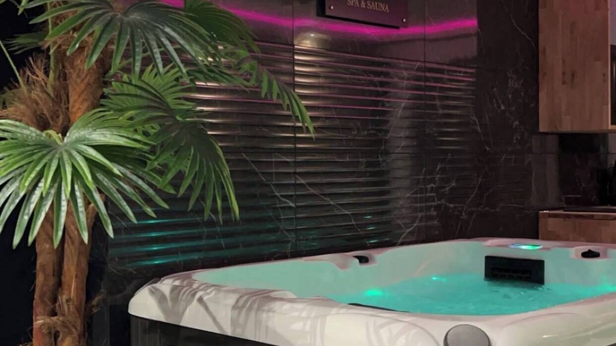 Landrethun-le-Nord House | Gite with SPA & Private SAUNA "Murano Gold