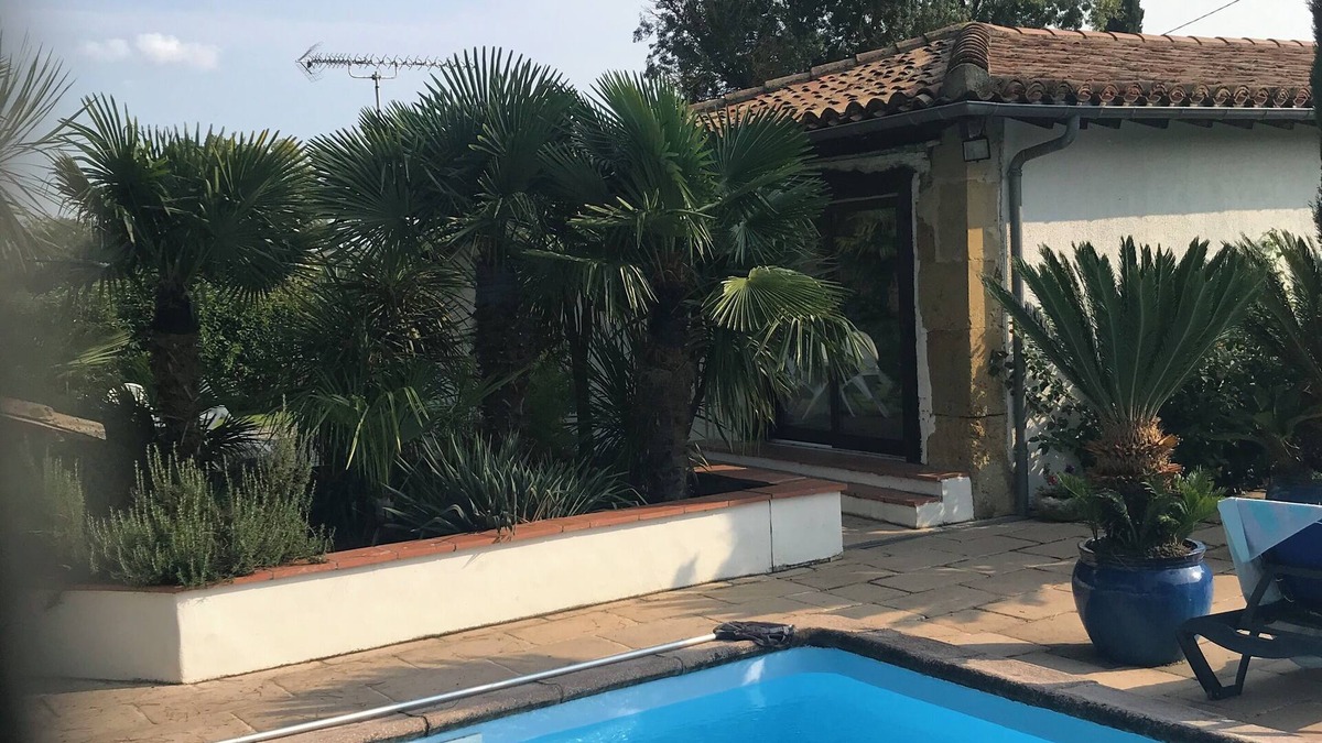 Gimont House | Gîte with swimming pool in the Gers, 45 minutes from Toulouse.