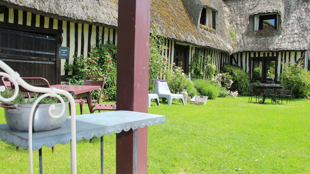 Fatouville-Grestain Cottage | Gites NORMANDY near Honfleur with Pool and Sauna