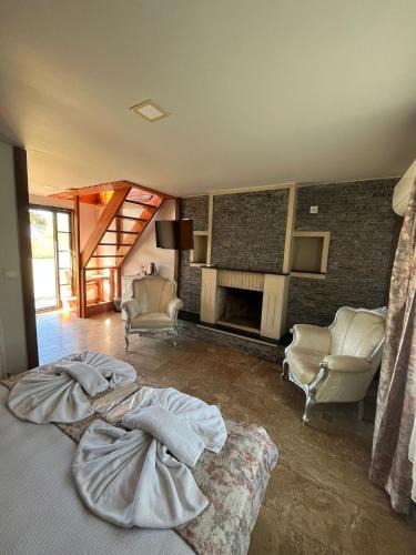 Agva Hotel | Gizemli Nehir Bungalov Otel