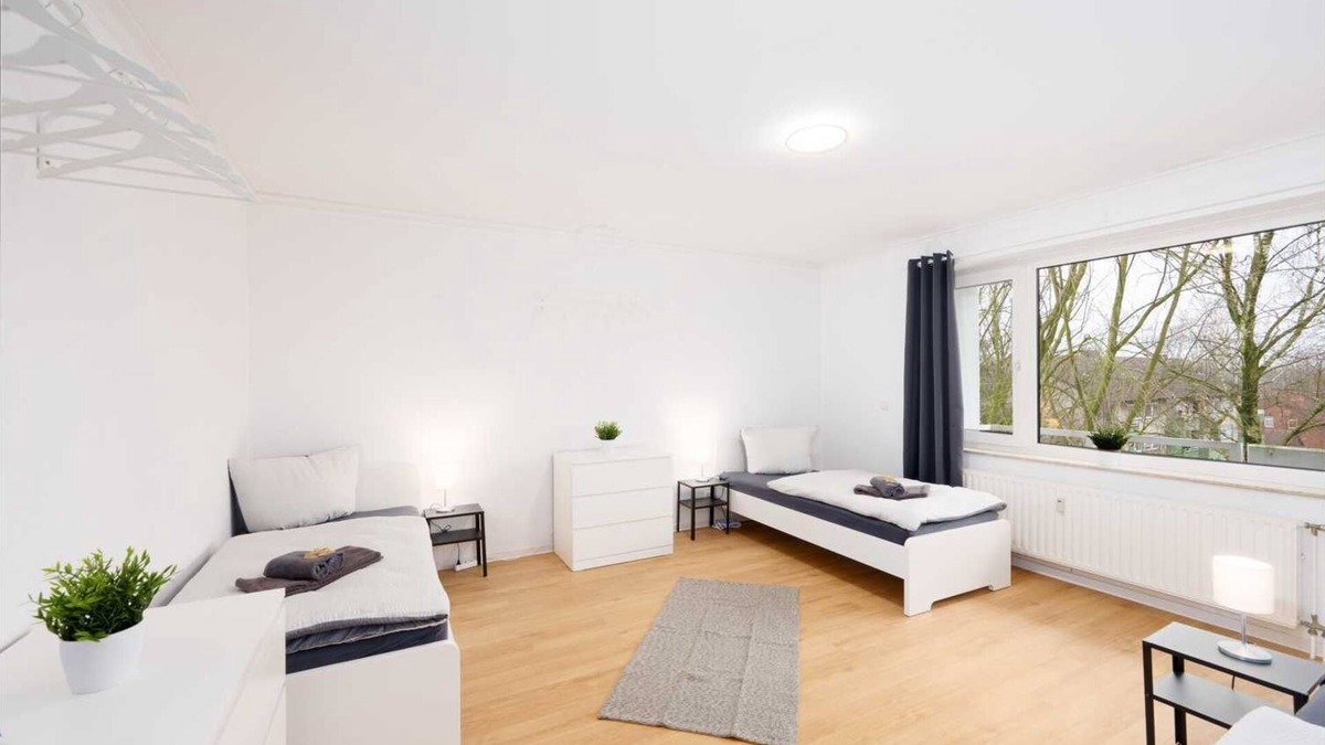 Rentfort-Nord Apartment | Gla03 - Schönes Apartment mit Balkon in Gladbeck, 80 qm, 3 Zimmer, Max. 6 Personen