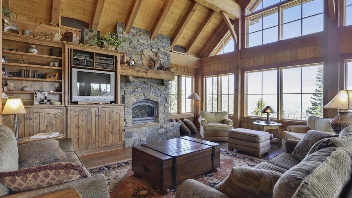 Truckee House | Glacier Luxury Lodge 360 Views
