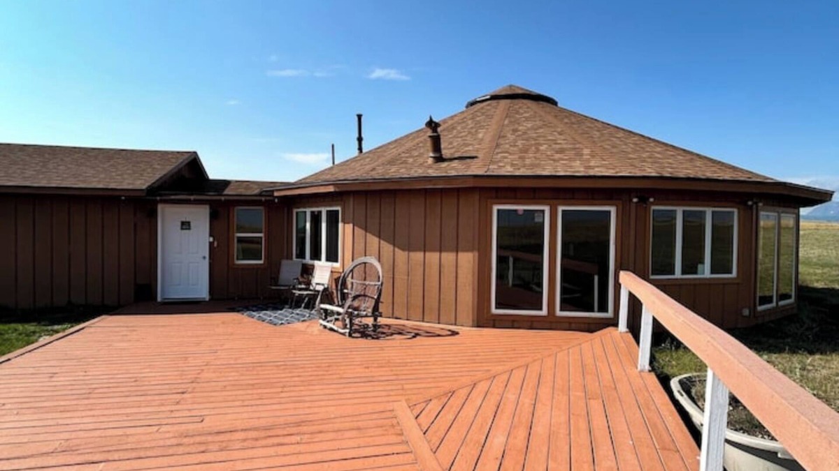 Browning House | Glacier National Park 360° views of Plains and GNP