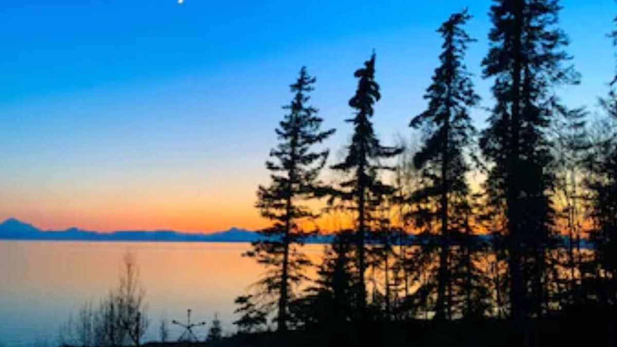 Salamatof Cabin | Glacier View Cabin! *Waterfront *Discounted Weekly/Monthly Rates