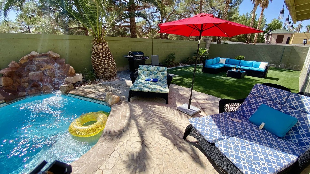 Silverado Ranch House | Glamorous Resort Style Home in Vegas