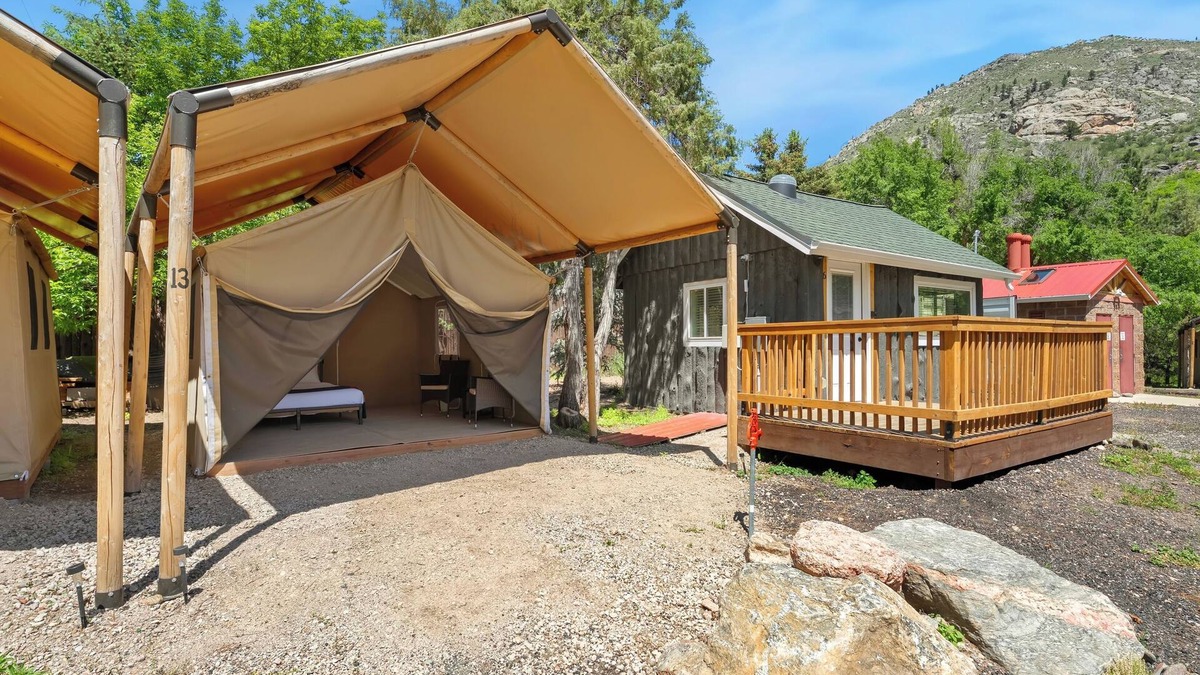 Poudre Park House | Glamp 17- Majestic Moose