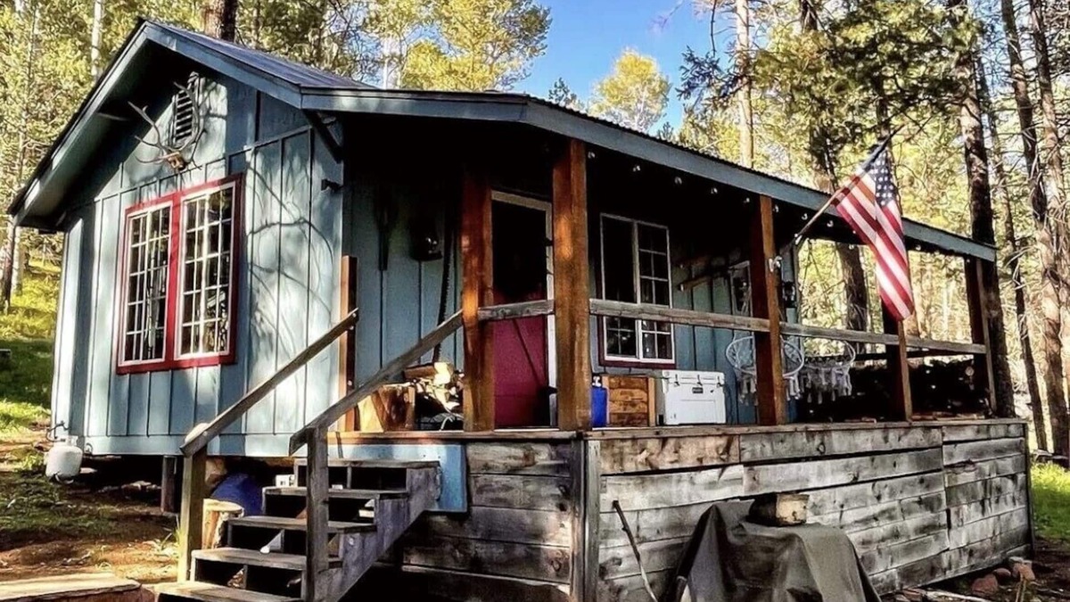 Flagstaff Cabin | Glamper Cabin off-grid in NW Flagstaff: Best Snow in AZ, 4x4 required in winter