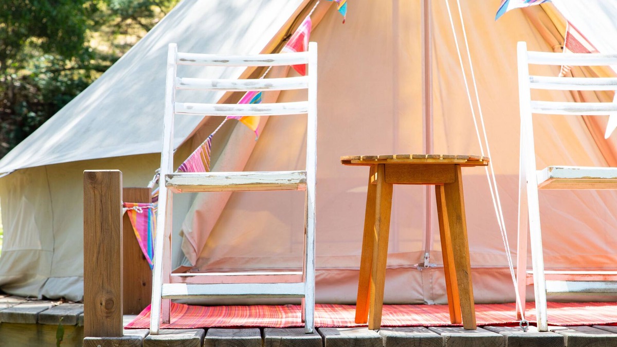 Shoreham House | Glamping at Iluka Retreat - Deck Included