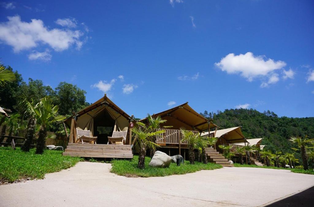 Sant Marti de Llemena Girona Cabin | Glamping Can Bora Lodges
