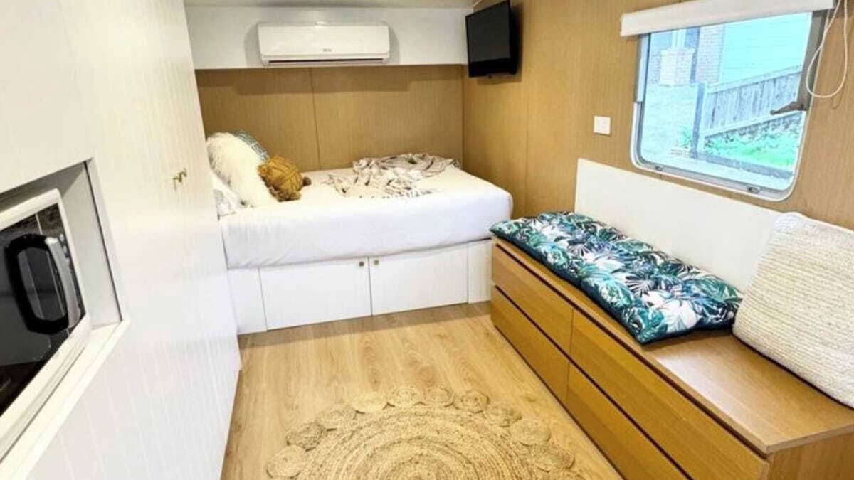 Seaton House | Glamping Galaxy Getaway