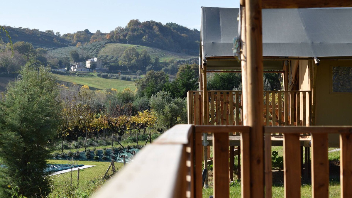 Lapedona Ski Chalet | Glamping in Luxury tent