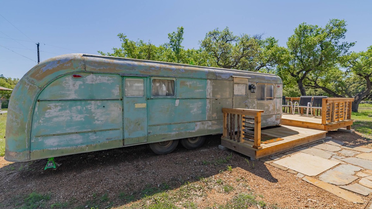 Spicewood House | Glamping in Spicewood TX Hill Country- The Vagabond