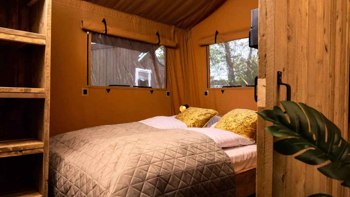 Mirepeisset House | Glamping Lodge PREMIUM 34m² - 2 bedrooms - TV - air conditioning - covered terrace - sleeps 4