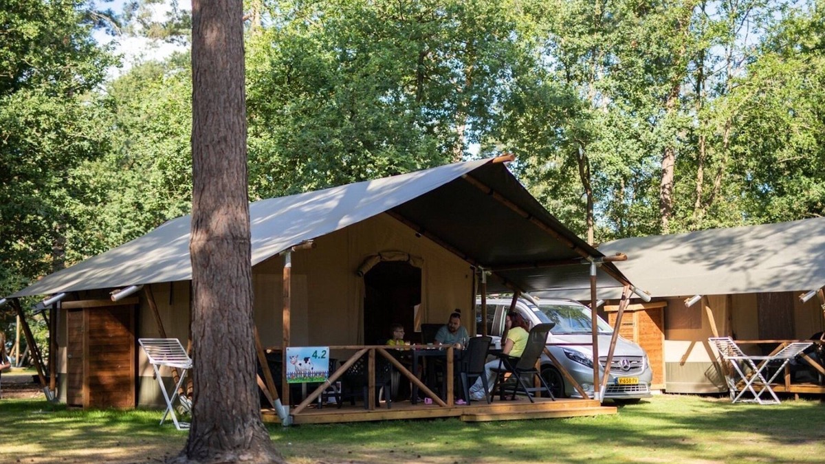 Vessem House | Glamping on a site with many facilities and pool