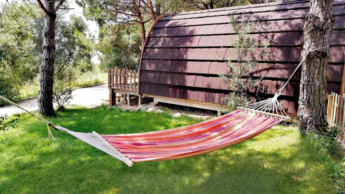 Santa Maria e Sao Miguel Cabin | Glamping Sintra. Enjoy the tranquility of the forest.